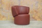 ZGAN donkerrode leren Rolf Benz 684 design draaifauteuil!, Huis en Inrichting, Fauteuils, 75 tot 100 cm, Design, Leer, 75 tot 100 cm