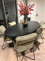 Elegante ovale eettafel met 6 stoelen, Ophalen of Verzenden, Zo goed als nieuw, 6 tot 8 stoelen