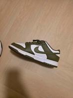 Nike Dunk Low Olive - Maat 43, Kleding | Heren, Schoenen, Ophalen, Overige kleuren, Nike, Nieuw