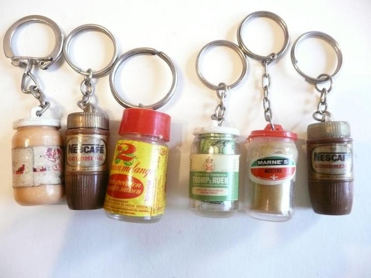 6 x retro sleutelhanger potten o.a. Nescafe Maggi Marne, Verzamelen, Sleutelhangers, Gebruikt, Merk, Ophalen