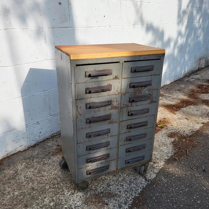 GAVE werkbank, werkplaatskast, Doe-het-zelf en Verbouw, Gereedschapskisten, Gebruikt, Ophalen