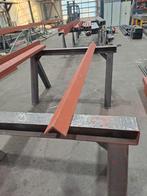 Hoek 80x80x8 lengte 2090mm gestraald en gemenied, Doe-het-zelf en Verbouw, Ophalen, Zo goed als nieuw