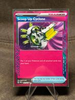 Scoop Up Cyclone #128 128/131 (Pokemon Prismatic Evolutions), Hobby en Vrije tijd, Verzamelkaartspellen | Pokémon, Ophalen of Verzenden