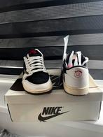 Nike Travis Scott. 40.5, Ophalen of Verzenden, Zo goed als nieuw, Schoenen