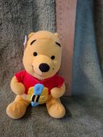 Winnie de Pooh met Bij, Verzamelen, Disney, Ophalen of Verzenden, Winnie de Poeh of vrienden, Zo goed als nieuw, Beeldje of Figuurtje
