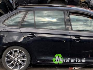 Portier 4Deurs rechts-achter van een Skoda Rapid (LF9R) beschikbaar voor biedingen