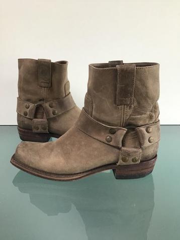 GRATIS VERZENDEN | SENDRA stoere bruine laarzen 38 beschikbaar voor biedingen