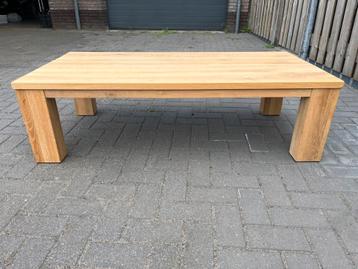 Massief eiken meubelset: tv meubel en salontafel beschikbaar voor biedingen