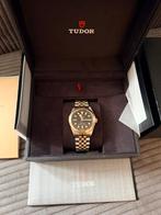 Tudor Black Bay 39 Steel & Gold horloge zwarte wijzerplaat, Sieraden, Tassen en Uiterlijk, Horloges | Heren, Staal, Polshorloge