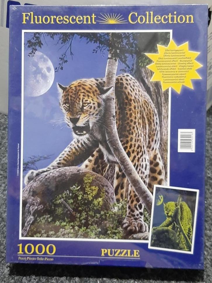 Puzzel - Cheetah (nieuw)  1000 stukjes  fluroriserend, Hobby en Vrije tijd, Denksport en Puzzels, Nieuw, Legpuzzel, 500 t/m 1500 stukjes