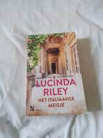 Lucinda Riley - Het Italiaanse meisje, Boeken, Literatuur, Lucinda Riley, Ophalen of Verzenden, Zo goed als nieuw