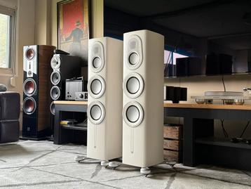 Monitor Audio Platinum 200 3G beschikbaar voor biedingen