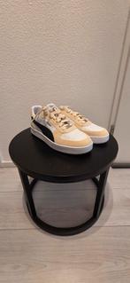 Puma Beige/Wit Sneakers, Ophalen of Verzenden, Nieuw, Wit