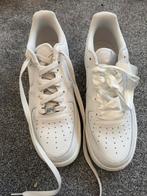 Doe een bod: Nike Air witte gympen mt.41, valt als 40, Verzenden, Zo goed als nieuw, Wit, Sneakers of Gympen