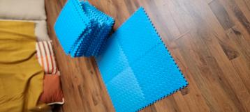 48x sportmatten fitnessmatjes zwembadvloer puzzeltegels beschikbaar voor biedingen
