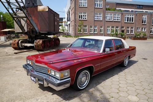 Cadillac Sedan De Ville, Auto's, Cadillac, Particulier, Overige modellen, Sedan, Automaat, Geïmporteerd, Rood, Overige kleuren