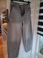 BERSHKA GRIJZE JEANS MET WIJDE PIJPEN MAAT 32, Kleding | Heren, W32 (confectie 46) of kleiner, Ophalen of Verzenden, Zo goed als nieuw