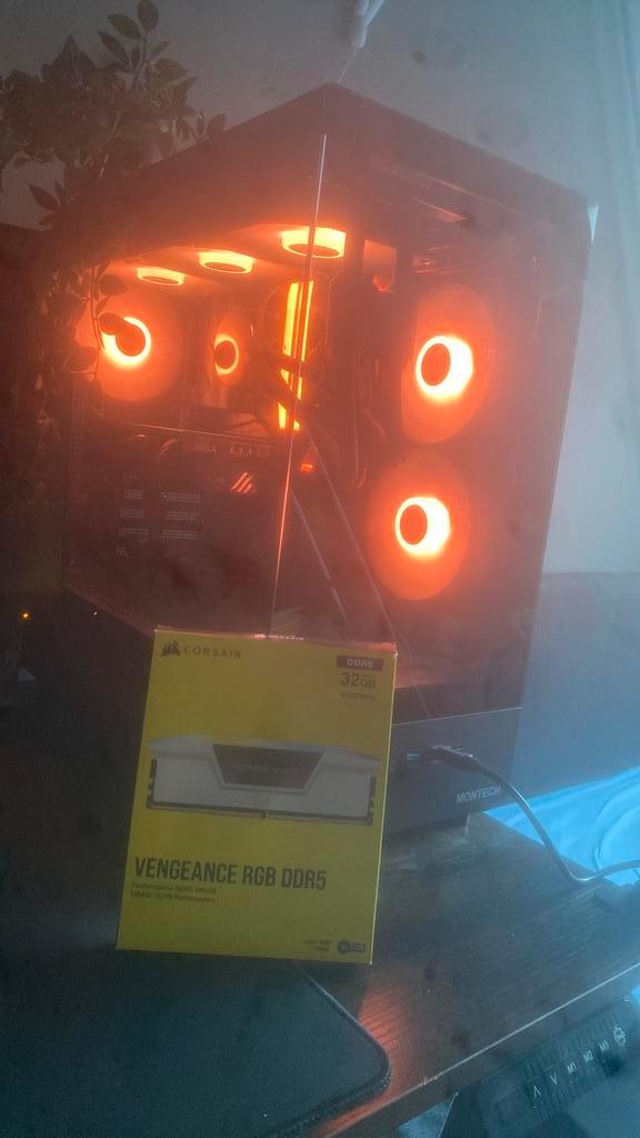 Ddr5 32gb 6000mhz Game Pc, Computers en Software, Desktop Pc's, Zo goed als nieuw, 4 Ghz of meer, SSD, 32 GB, Met videokaart, Gaming