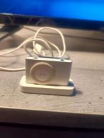 Zilveren iPod Shuffle + iPhone, Audio, Tv en Foto, Mp3-spelers | Apple iPod, Gebruikt, Shuffle, Zilver, Minder dan 2 GB