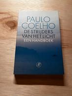 De Strijders van het Licht - Paulo Coelho, Boeken, Ophalen of Verzenden, Gelezen