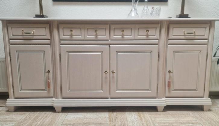 Dressoir 4 deurs + 4 lades Perdijk + groeneveld meubelind., Huis en Inrichting, Kasten | Dressoirs, Gebruikt, 200 cm of meer, 50 tot 75 cm