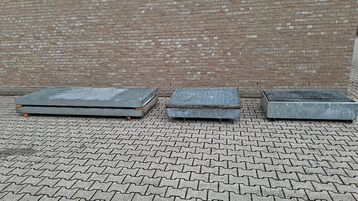 Stalen gegalvaniseerde Lekbak opvangbak met rooster, Auto diversen, Autogereedschap, Zo goed als nieuw, Ophalen