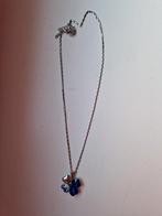 Ketting klavertje vier blauwe steentjes, Sieraden, Tassen en Uiterlijk, Kettingen, Ophalen of Verzenden, Zo goed als nieuw