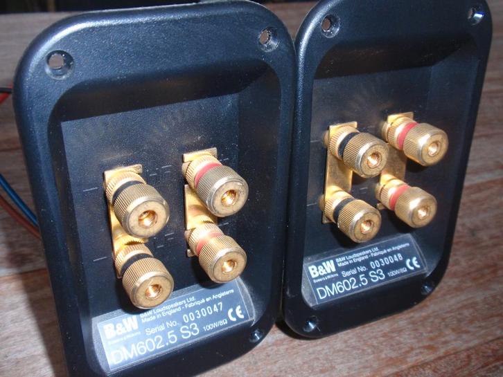 scheidingsfilters en frontjes (covers) B&W DM602.5 S3, Audio, Tv en Foto, Luidsprekers, Gebruikt, Front, Rear of Stereo speakers