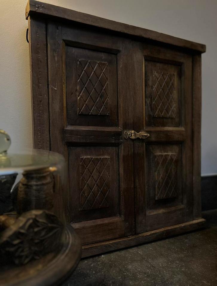 Oud kozijn met luiken India oosters sober sleets, Antiek en Kunst, Curiosa en Brocante, Ophalen