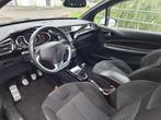Citroen DS3 1.6 e-HDi So Chic Airco/Cruise Nw Distributie ✅, Auto's, Citroën, Voorwielaandrijving, Euro 5, 28 km/l, Gebruikt
