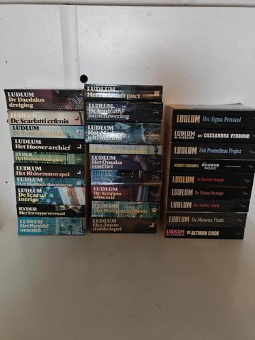 28 Ludlum Boeken  beschikbaar voor biedingen