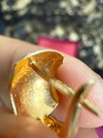 Vintage 18 karaat oorbellen, Elles atelier, Ophalen of Verzenden, Zo goed als nieuw, Goud