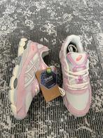 Asics gel (38), Kleding | Dames, Schoenen, Nieuw, Ophalen of Verzenden, Sneakers of Gympen, Roze