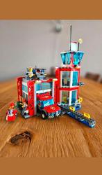 Lego City brandweerkazerne set 60215, Kinderen en Baby's, Speelgoed | Duplo en Lego, Ophalen of Verzenden, Zo goed als nieuw