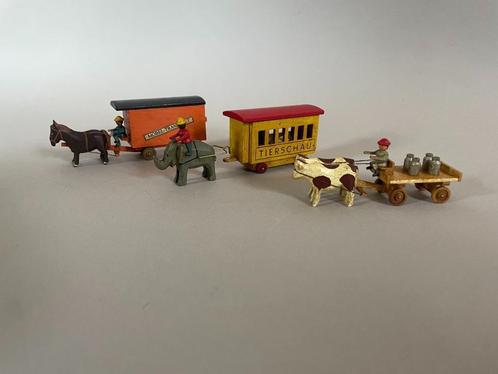 Drie karretjes met paarden en koeien uit het Ertsgebergte, Antiek en Kunst, Antiek | Speelgoed, Ophalen of Verzenden