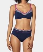 Triumph broekje mt 38 & top met beugel mt 38/D