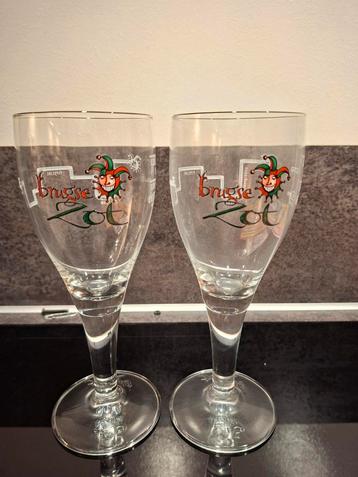 2 Brugse Zot Bierglazen beschikbaar voor biedingen