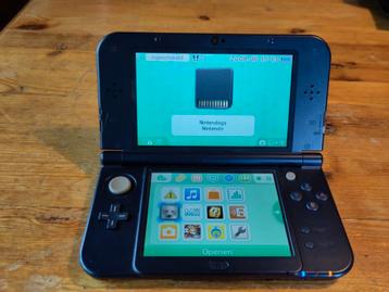 Nintendo 3DS XL Blauw met Case, oplader en 5 spellen beschikbaar voor biedingen