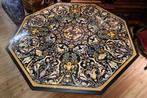 Grote achthoekige Pietra Dura Tafel naar ontwerp van Ligozzi, Antiek en Kunst, Antiek | Meubels | Tafels, Ophalen