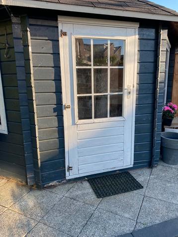 GEZOCHT: Tuinhuisdeur vurenhout (L172xB85) beschikbaar voor biedingen