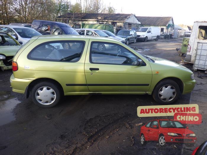 Buitenspiegel rechts van een Nissan Almera, Auto-onderdelen, Spiegels, Ophalen, Gebruikt, -, -