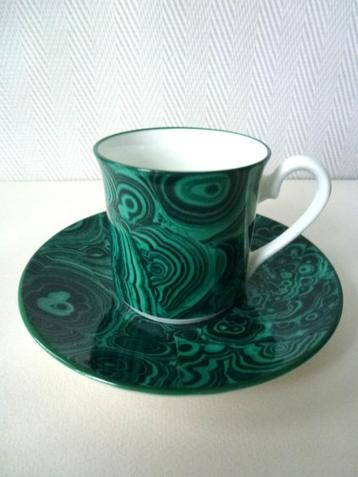   Vintage Malachite Fine Bone China Kop en schotel 1950  beschikbaar voor biedingen