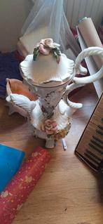 Decoratie porseleinen schenkkan, Antiek en Kunst, Antiek | Keramiek en Aardewerk, Ophalen of Verzenden