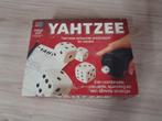 Yahtzee - s1792, Hobby en Vrije tijd, Gezelschapsspellen | Bordspellen, Ophalen of Verzenden, Zo goed als nieuw