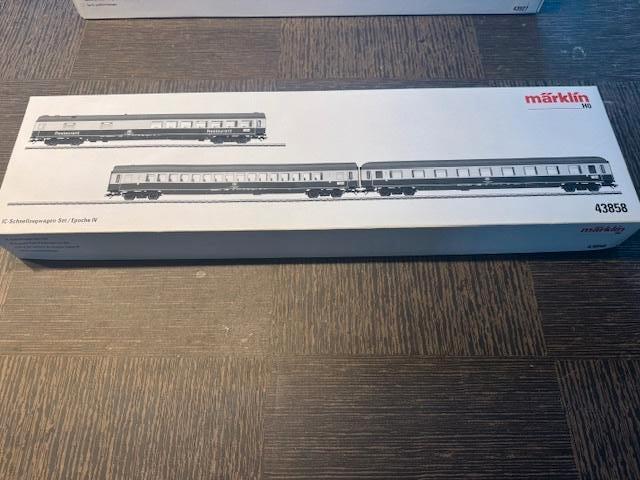 Marklin 43858 IC rijtuigenset, Hobby en Vrije tijd, Modeltreinen | H0, Zo goed als nieuw, Wagon, Wisselstroom, Märklin, Ophalen of Verzenden