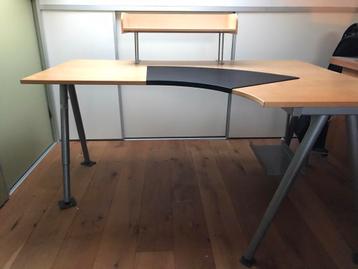 Hoekbureau ikea