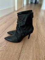 Stradivarius high heel boots/Stradivarius laarzen, Zwart, Lage of Enkellaarzen, Ophalen of Verzenden, Zo goed als nieuw