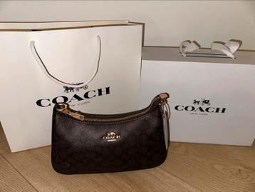 Nieuwe Coach Teri shoulder bag in signature canvas tas beschikbaar voor biedingen