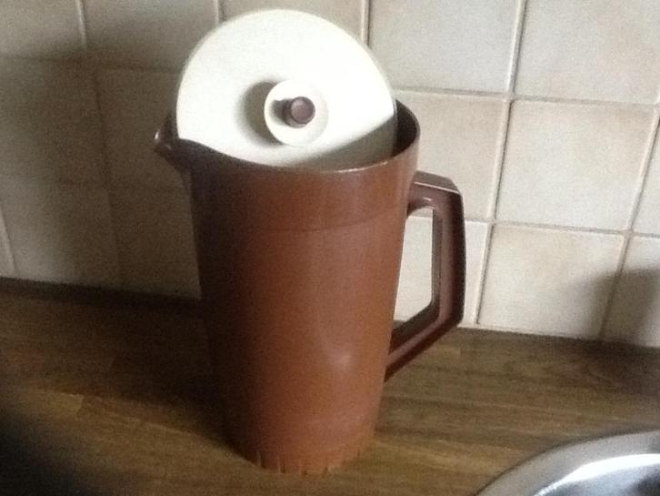 Tupperware Sapkan. z.g.a.n., Huis en Inrichting, Keuken | Tupperware, Zo goed als nieuw, Beker of Kan, Bruin, Ophalen of Verzenden