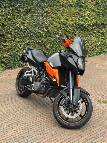 Ktm smt 990 leovince beschikbaar voor biedingen